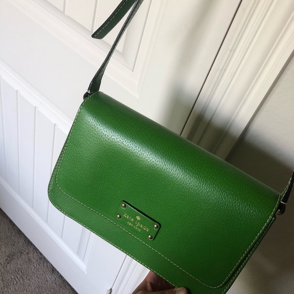 Kate Spade purse - Picture 2 of 8